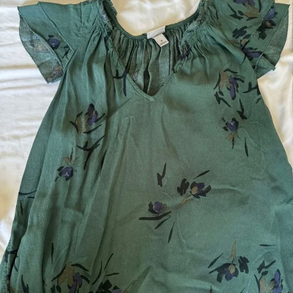 a new day womens tops/blouse size medium green